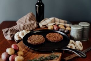 10003-85LeanBeefPatties900x600COOKdSHOP.jpg
