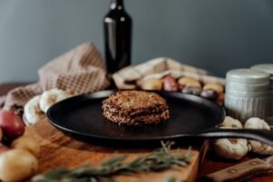 10005-55BeefGroundPatties900x600COOKdSHOP.jpg