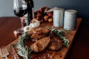10044-BeefSandwichSteaksCOOKd900x600SHOP.jpg