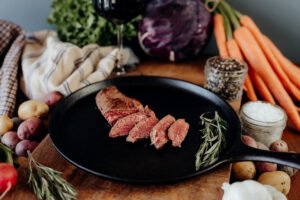 10045-BeefCoulotteSteakCOOKd900x600SHOP.jpg