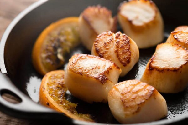 Fresh Alaskan Weathervane Scallops - 20 oz pkg