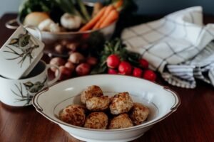 82092-GroundChickenSausageCOOKd900x600SHOP.jpg